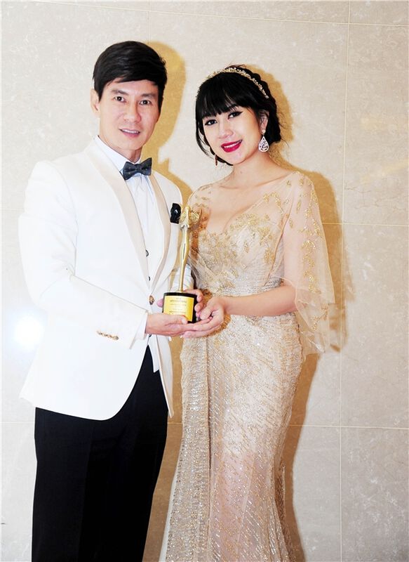 Lý Hải bất ngờ đoạt giải thưởng Đạo diễn xuất sắc nhất Châu Á - Tin sao Viet - Tin tuc sao Viet - Scandal sao Viet - Tin tuc cua Sao - Tin cua Sao